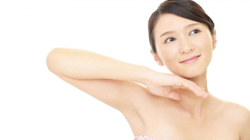 脇の肉割れ治療